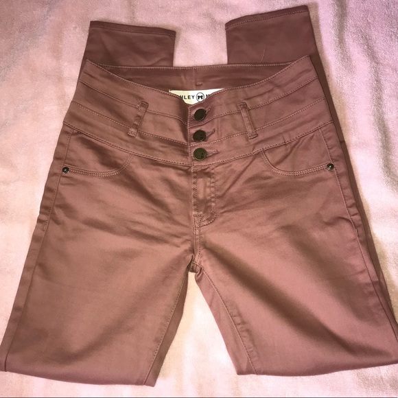 Ashley Mason | Mid Rise Pink Jeans - Picture 3 of 4